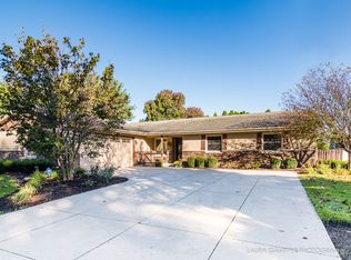 170 W Amie Ave, Hinckley, IL 60520