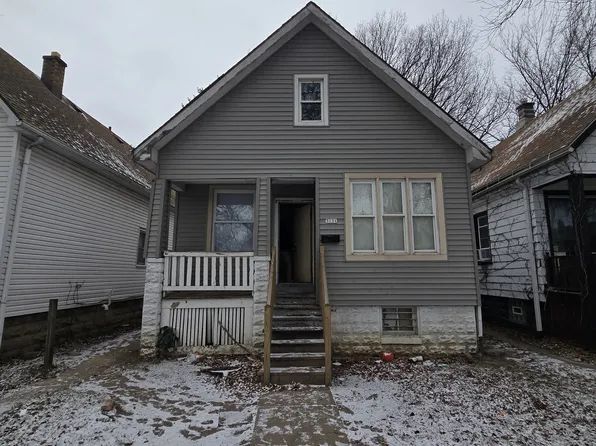 3131 N 39th St, Milwaukee, WI 53216