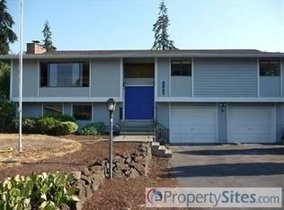 8863 82nd Ave SW, Lakewood, WA 98498