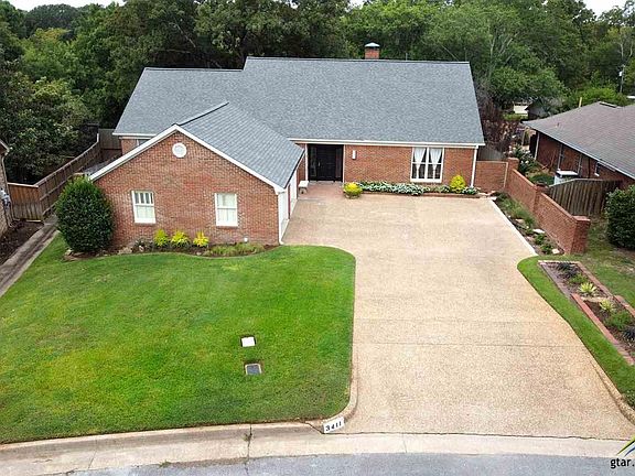 2nd image of 3411 Harwood Dr
