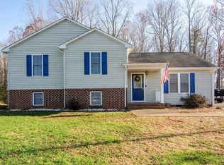 518 Cornfield Ln, Appomattox, VA 24522