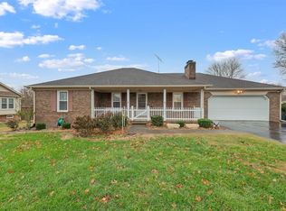 821 Lois Ln, Bowling Green, KY 42104