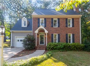 2100 Beachwood Dr, Sanford, NC 27330