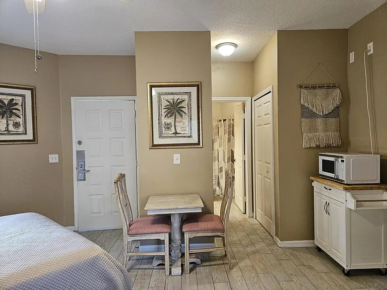 9931 Perfect Dr #B — Photo 10