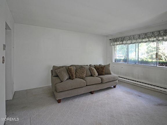 3rd image of 40b Roosevelt City Road