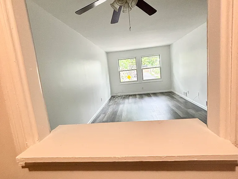 54 Whitaker Pl — Photo 7
