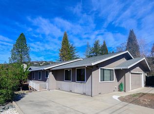 18842 Chickadee Ct, Penn Valley, CA 95946