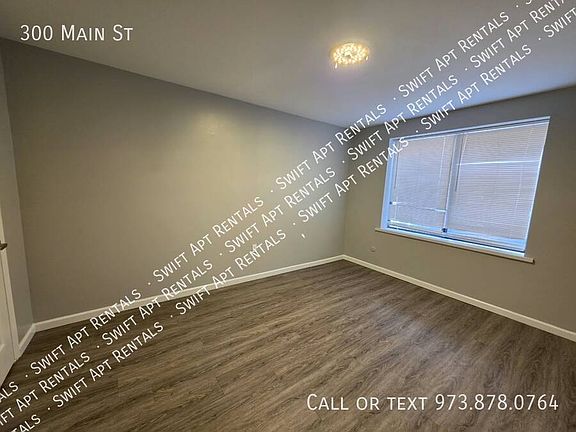 3rd image of 300 Main St
