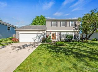 243 Lehigh Ln, Bloomingdale, IL 60108