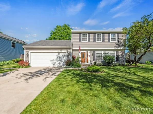 243 Lehigh Ln, Bloomingdale, IL 60108