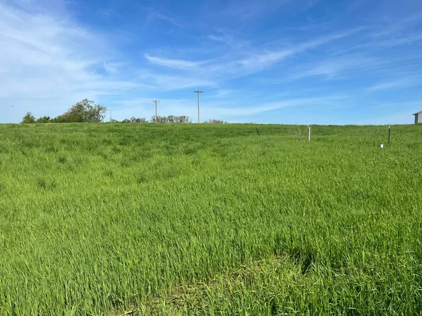 127027 W Shore Dr, Ravinia, SD 57401