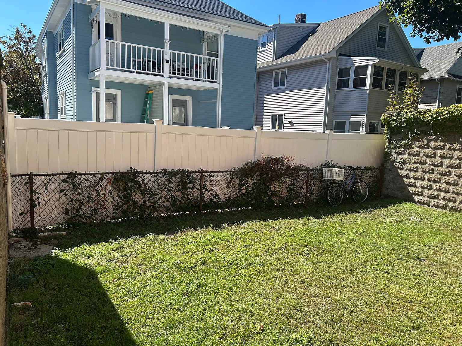 3 bed, 1100 sqft, $4,350 — Photo 4