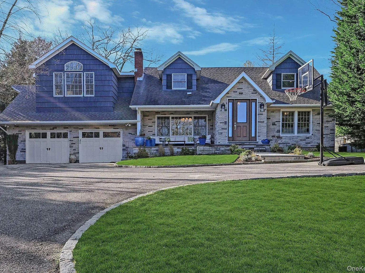 5 bed, 5.0 bath, 3500 sqft, $32,000 — Photo 1