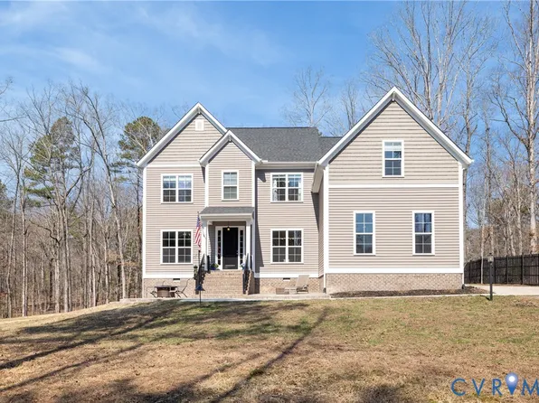 19620 Ahern Rd, Moseley, VA 23120