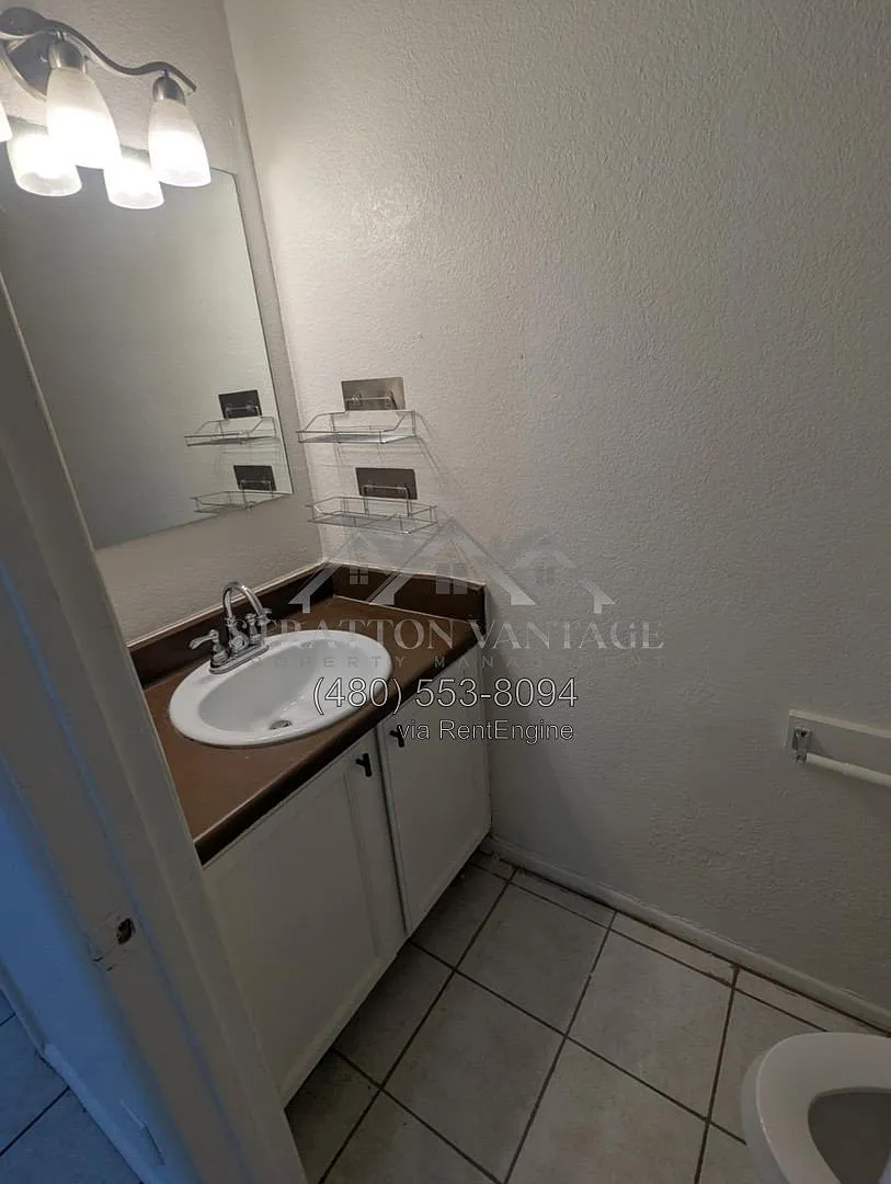 2 bed, 1.5 bath, 980 sqft, $1,195 — Photo 4