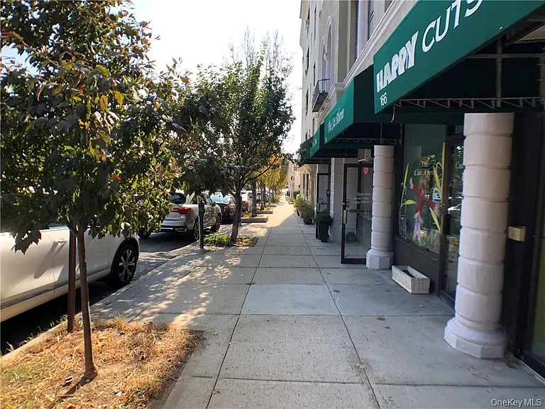 168-170 Myrtle Blvd #B — Photo 11
