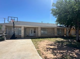 402 Sunset St, Midland, TX 79701