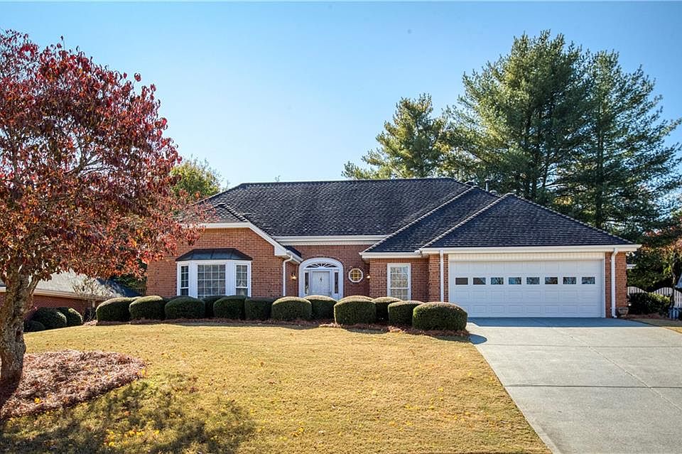1st image of 355 Stepping Stone Dr