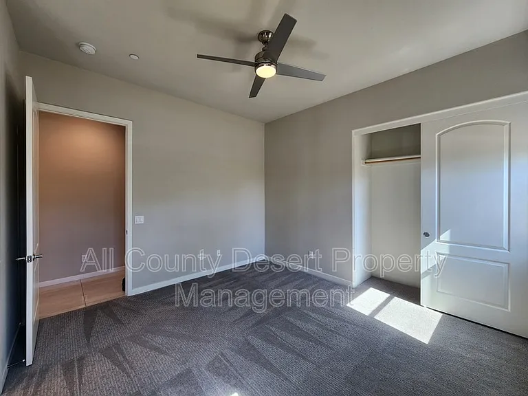 78987 Yorkville Ln — Photo 12