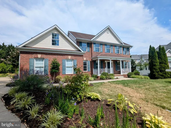 140 English Chase Ln, Warrenton, VA 20186