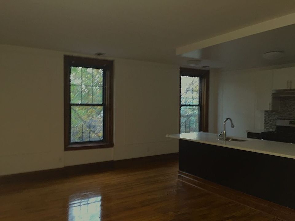 2nd image of 92 Gates Ave #3M
