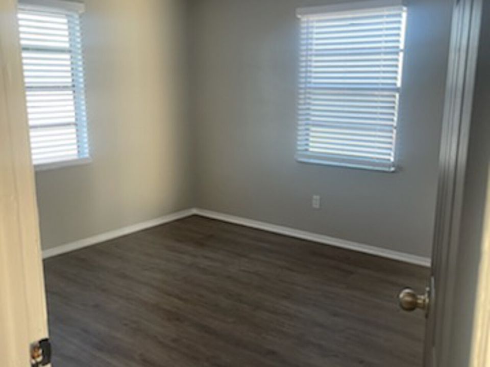 1st image of 4101 76th Ave N #675428