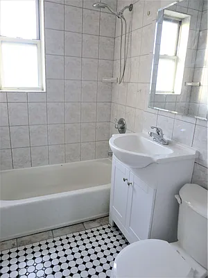 Rented by null | media 16