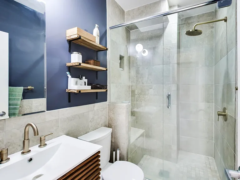 116 N Carolina Ave SE #302 — Photo 16