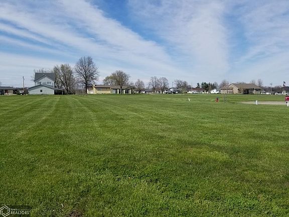 4th image of 1 Benton Ave E