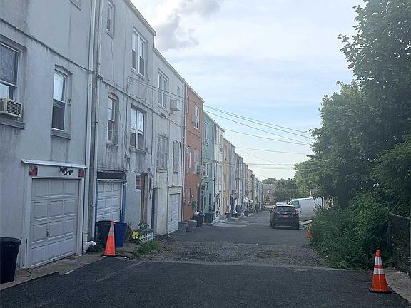 5th image of 3051 86th St