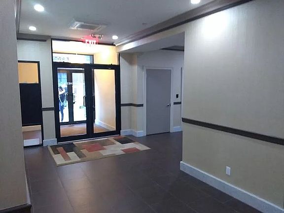 5th image of 220 E 29th St #2C26