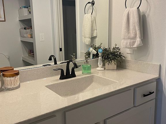 5th image of 905 Sunrise Ct