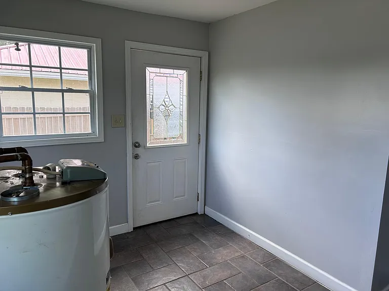 301 Dean St — Photo 11