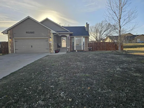 719 N Timberleaf Dr, Derby, KS 67037