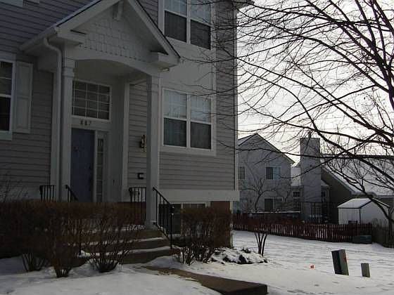 1st image of 887 Essex Cir
