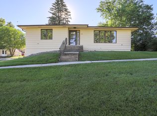 213 N Maple St, Avoca, IA 51521