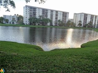 2226 N Cypress Bend Dr APT 105, Pompano Beach, FL 33069