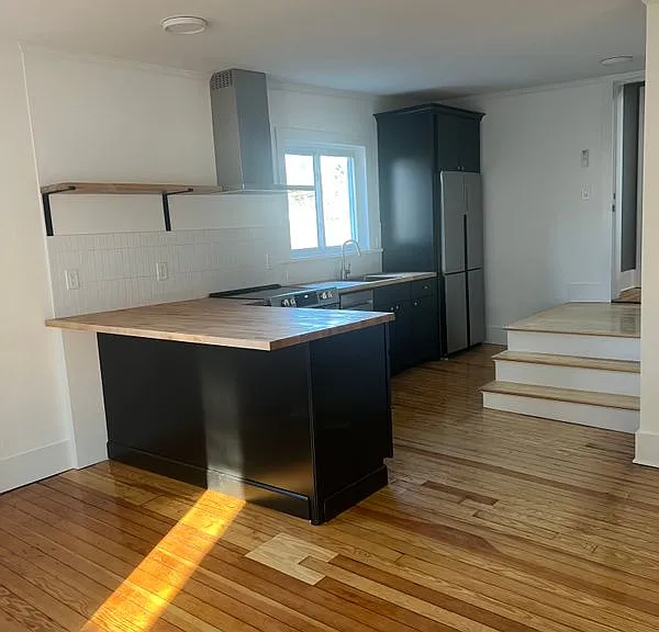 49-51 Mechanic St #2 — Photo 3