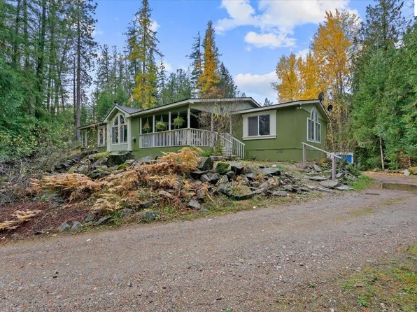 9864 Bottle Bay Rd, Sagle, ID 83860