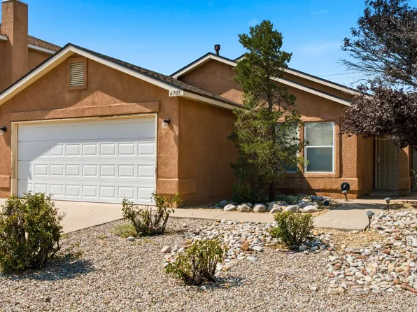 6705 Photinia Pl NW, Albuquerque, NM 87121