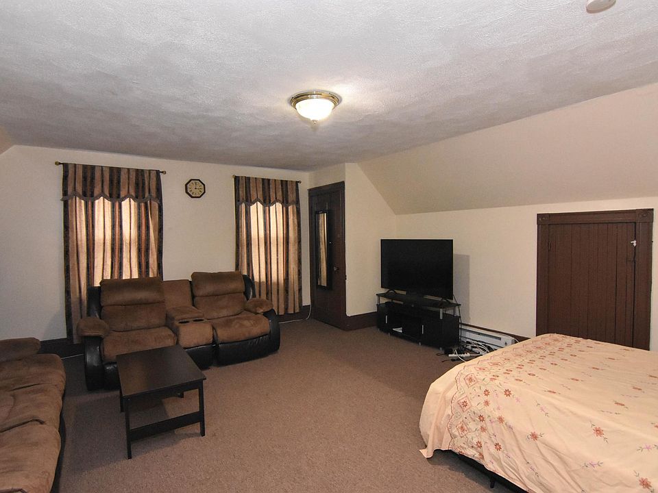 2nd image of 21 Melvin St