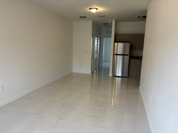 Amelia Lofts, 340 W 78th Rd, Hialeah, FL 33014