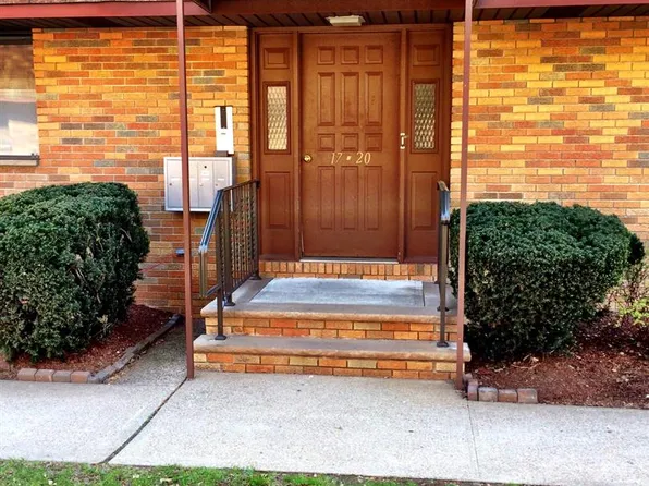 162 Diamond Bridge Ave #17, Hawthorne, NJ 07506