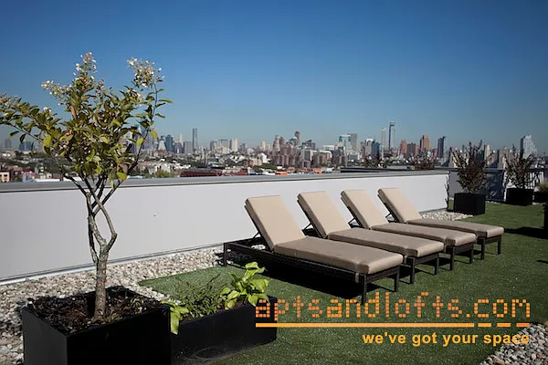 Rented by aptsandlofts.com | media 46