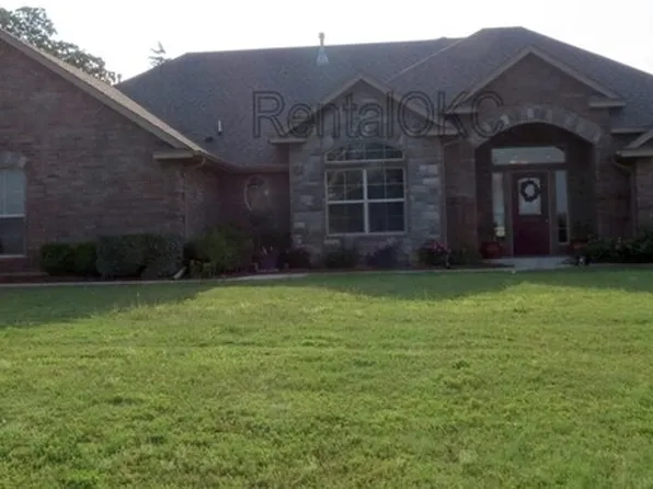 5824 Lost Deer Dr, Newalla, OK 74857