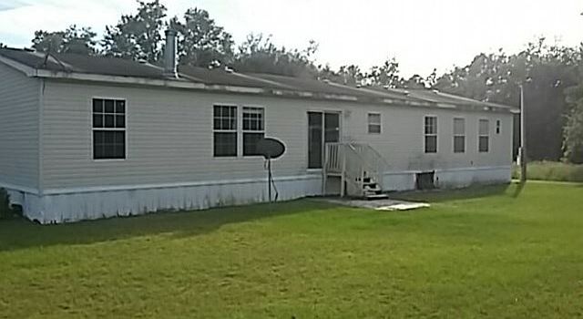 2nd image of 8121 NE 112th Pl