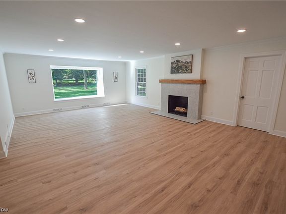 3rd image of 2375 N Short Hills Dr #D