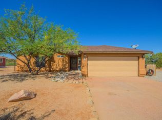913 N Solar Dr, Vail, AZ 85641