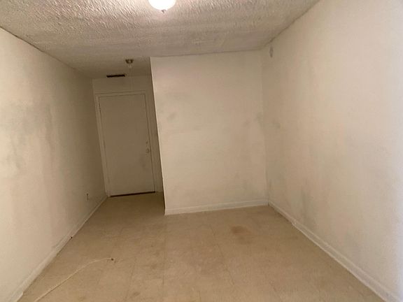 5th image of 1099 49th St S #1