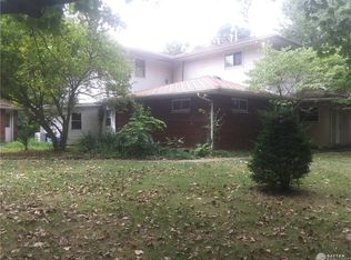 3350 Boxwood Dr, Fairborn, OH 45324